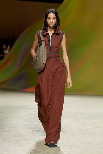 Look 7